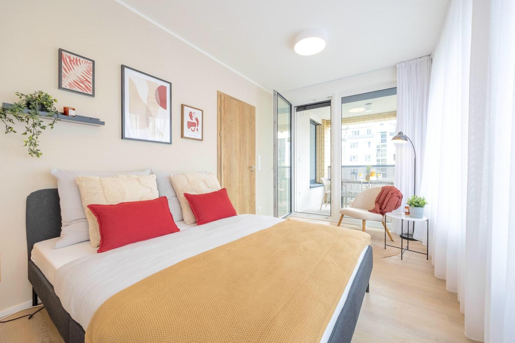 דירות Bright 2Br - 5Th Floor, Balcony, Free Parking By Gravity פראג מראה חיצוני תמונה