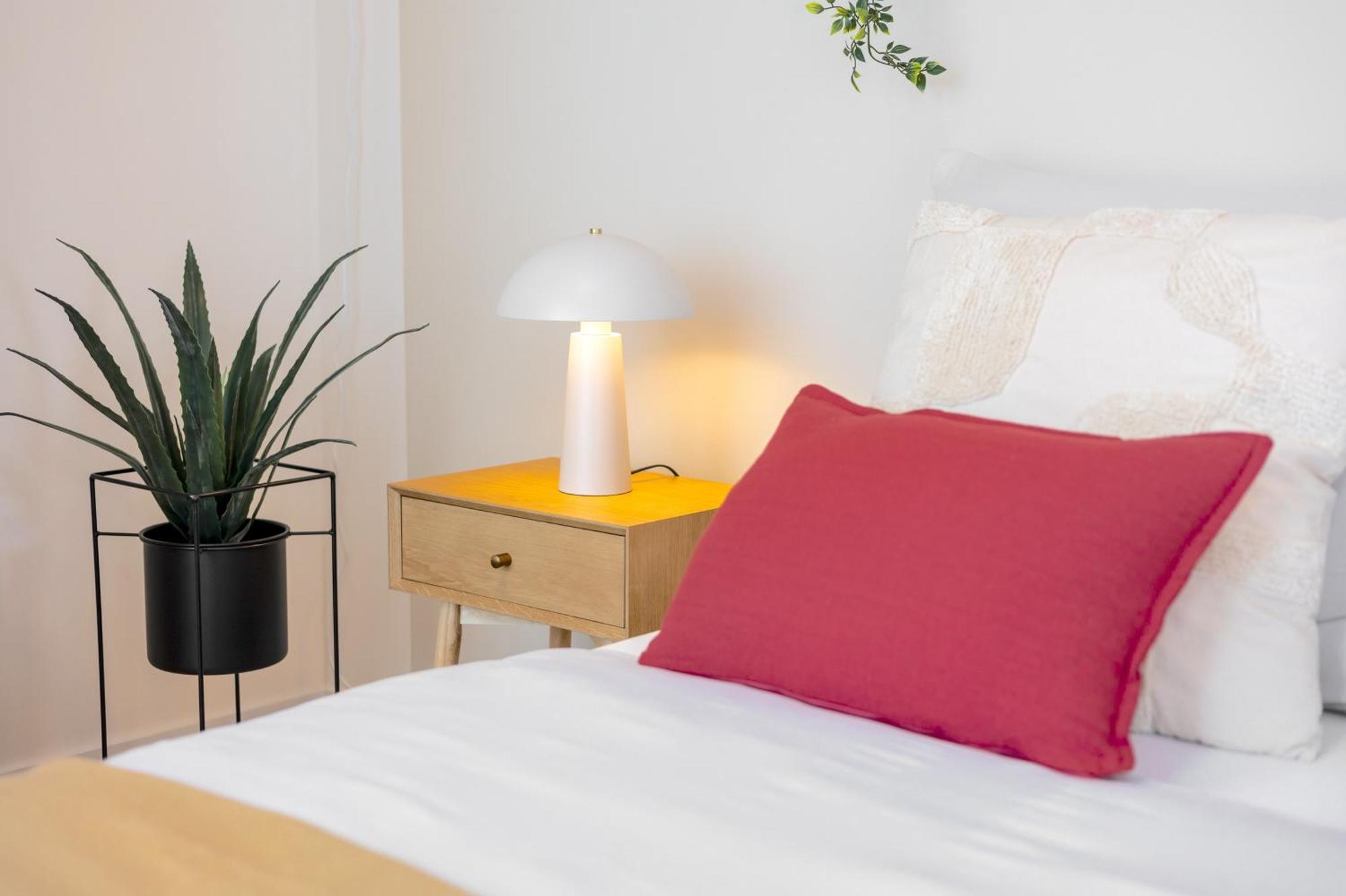 דירות Bright 2Br - 5Th Floor, Balcony, Free Parking By Gravity פראג מראה חיצוני תמונה